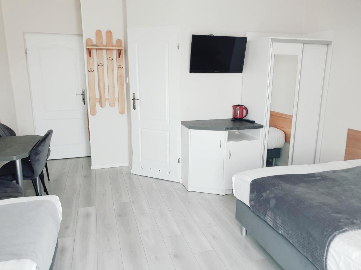 Solar Bed & Breakfast Karwia Luaran gambar